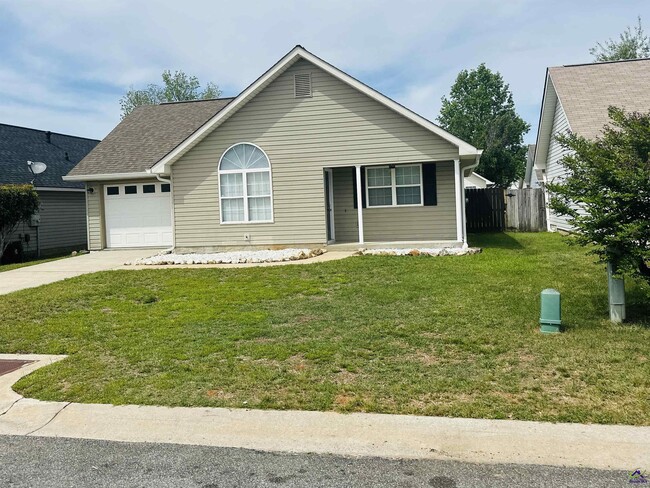 Photo - 107 Eagles Landing Trail