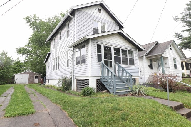 Building Photo - 1823 Dallas Ave Rental