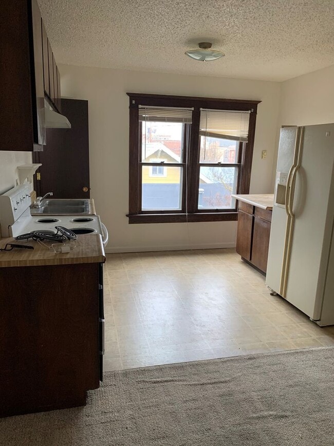 Photo - Pederson-PM-020-0122-337 Unit #1