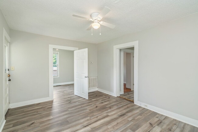 Photo - 4100 Garnet Dr