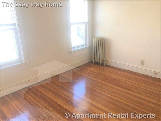 24 Central Rd Unit 3