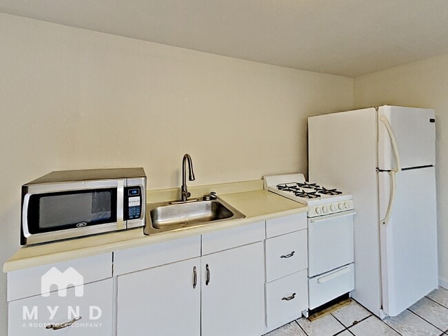 Photo - 1844 La Porte Ave Unit 2