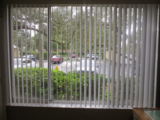 Photo - 2811 N Oakland Forest Dr Unit 106