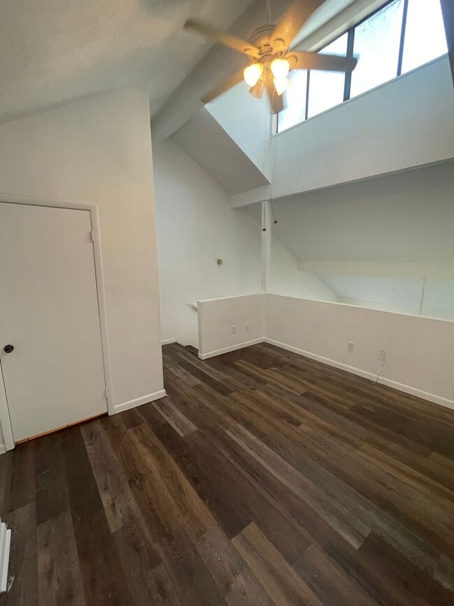 Photo - 2 bed 2 bath townhome on Orange Ave