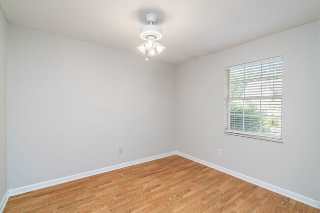 Photo - 1025 Nod St