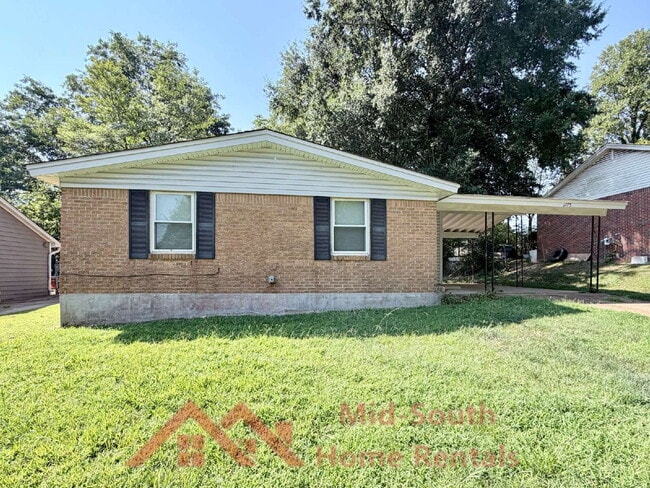 Photo - 1775 Colonial Hills Dr
