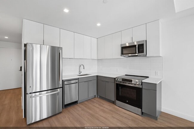 Building Photo - 179 Academy St Unit 209 Rental