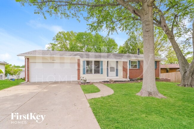 Building Photo - 1036 Drexel Dr