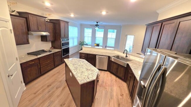 Photo - 121 Horace Ct