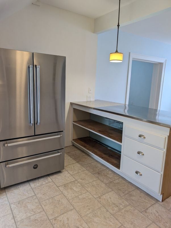 Photo - 5313 Broadway, 1