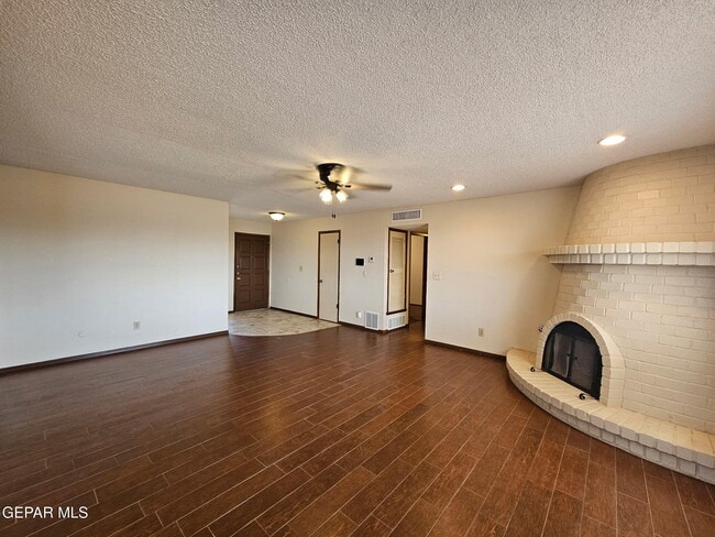 Photo - 10604 Pleasant Hills Dr