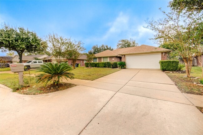 Photo - 1411 Township Ct