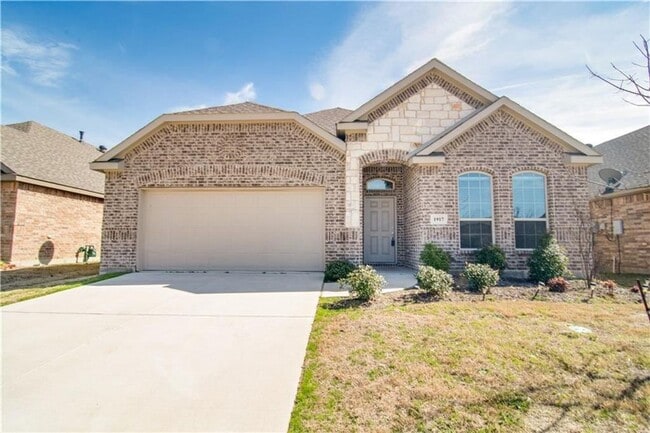 2016 Build, Minutes from DNT. Home feature... - 2016 Build, Minutes from DNT. Home feature...