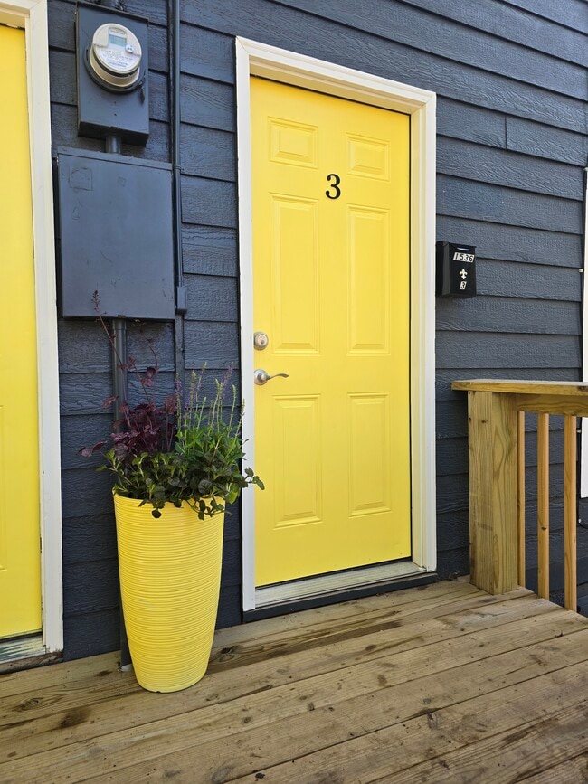 Say Hello to Yellow Door Living | Happiness Lives Here - 1536 N Robberson Ave Apartments Unit 3