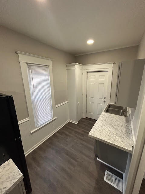 Photo - 834 Sherman St SE