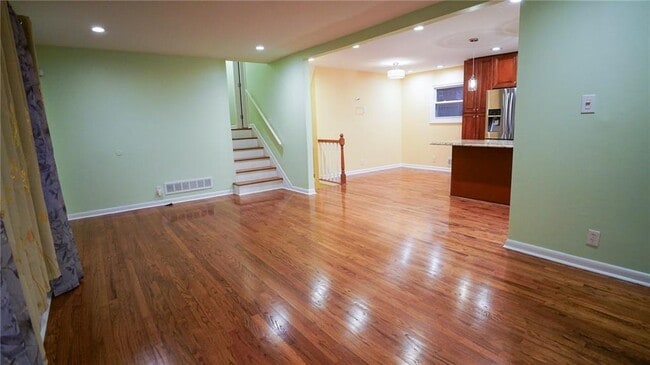 Photo - 2007 Candace Ln SE