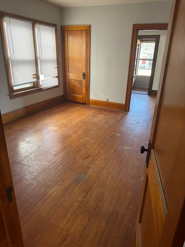 Photo - 2001-2003 N. 55th St. Unit 2001-Lower