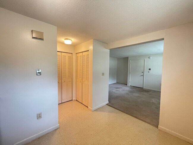 177 Loudon Rd Unit 203