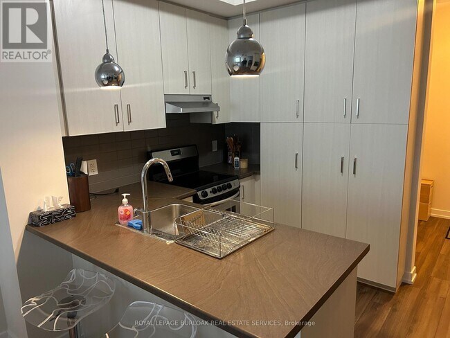 Photo - 40 Esplanade Ln