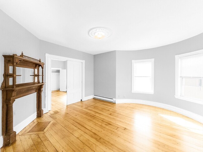 Photo - 306 Centre St Unit 3