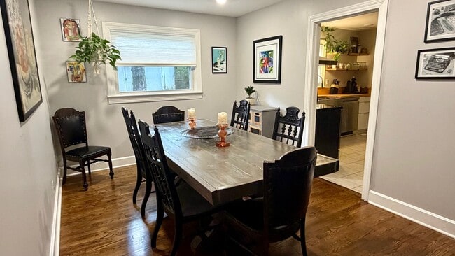 Photo - 3616 Skyview Dr SE