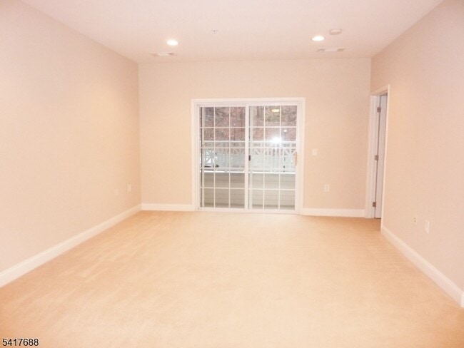 Photo - 2214 Ramapo Ct Unidad 2214