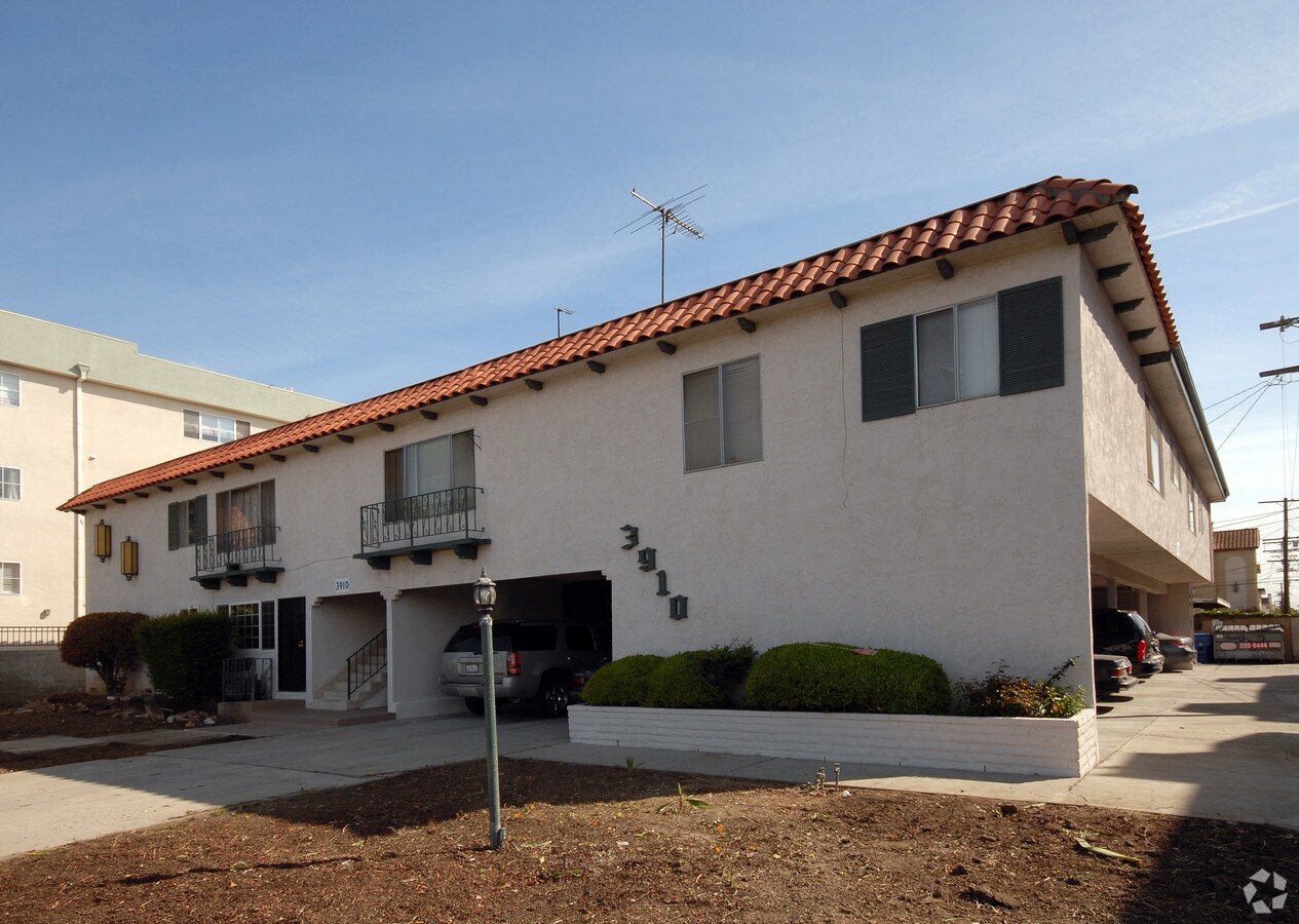 Photo - 3910 Beethoven St