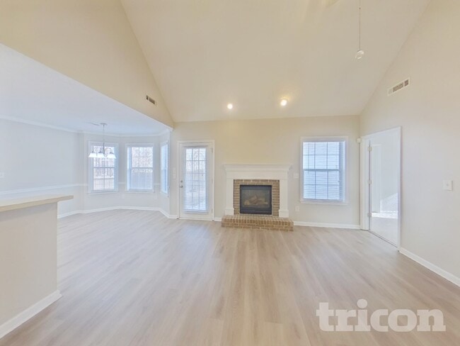 Photo - 21 Riva Ridge Ln