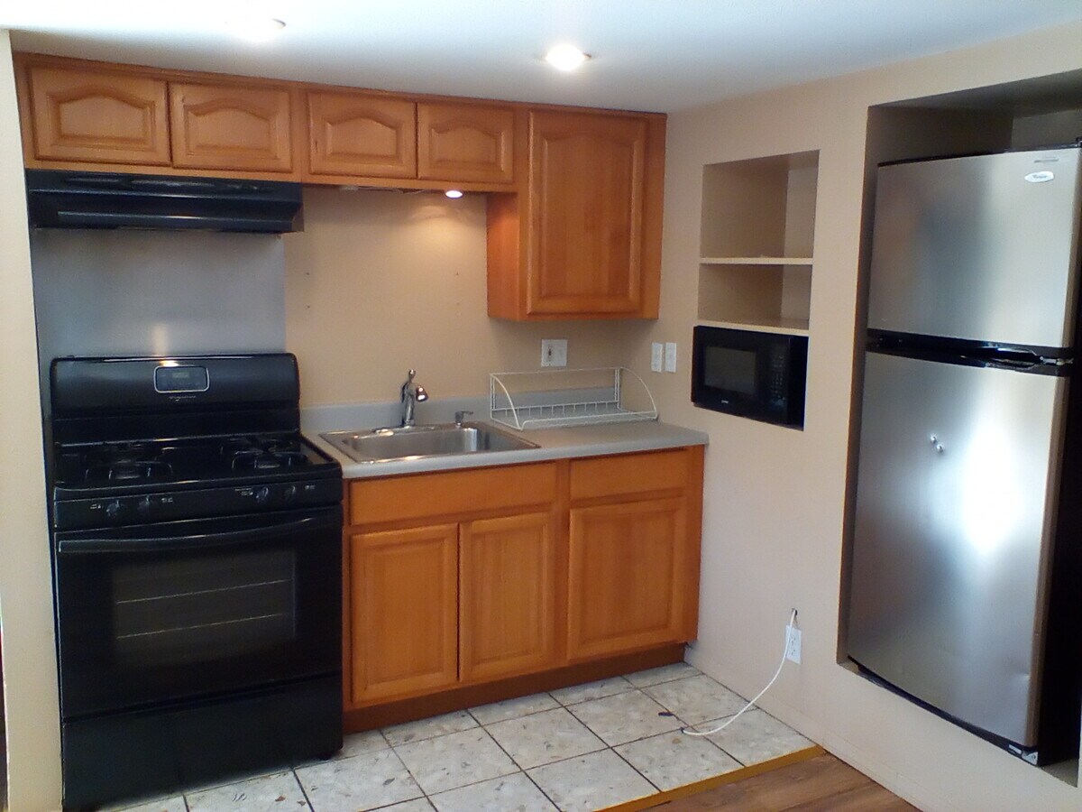 Photo - 6200 St Albans St Unidad Studio