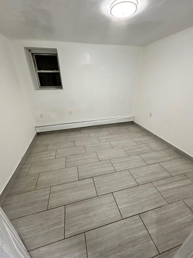 Photo - 33-15 97th St