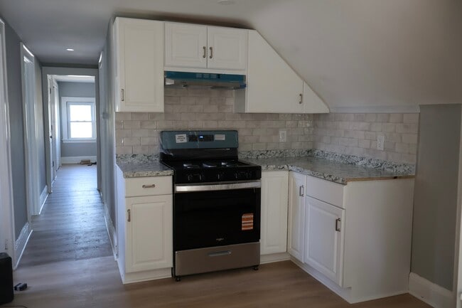 Photo - 49 Gurdon St Unit 49 Gurdon Street