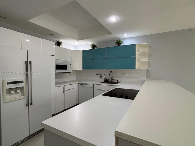 Building Photo - 500 Three Islands Boulevard Unit L16 Rental
