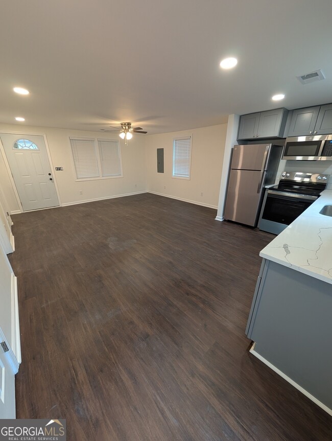 Photo - 319 Corinth Rd