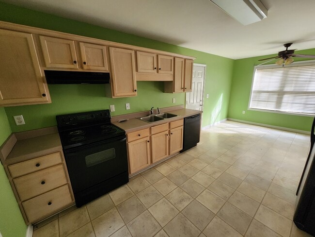 Photo - 281 Birch Valley Dr