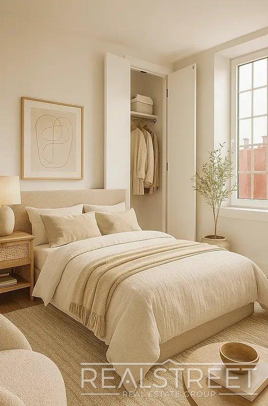 Photo - Montrose Avenue Unidad 301