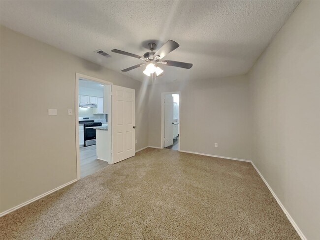 Photo - 15 S Drifting Leaf Ct