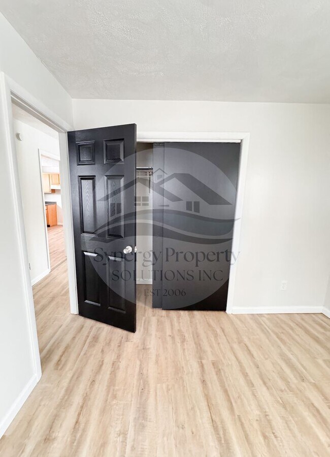 Photo - Brandt Rd 6764-6766 Unit 6764