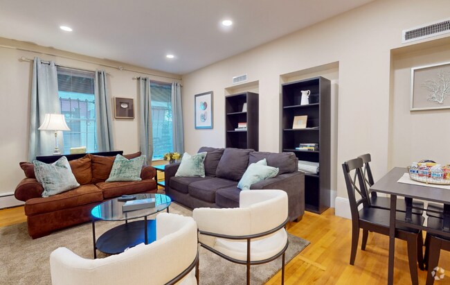 Building Photo - 290 Beacon St Unit 3 Rental