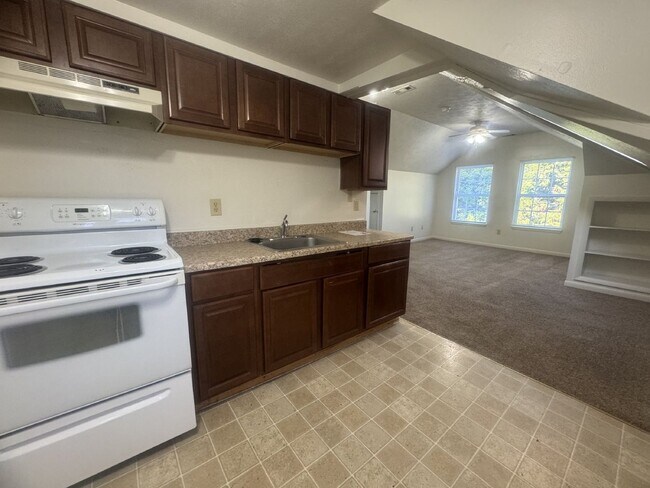 Photo - 317 N Indiana Ave