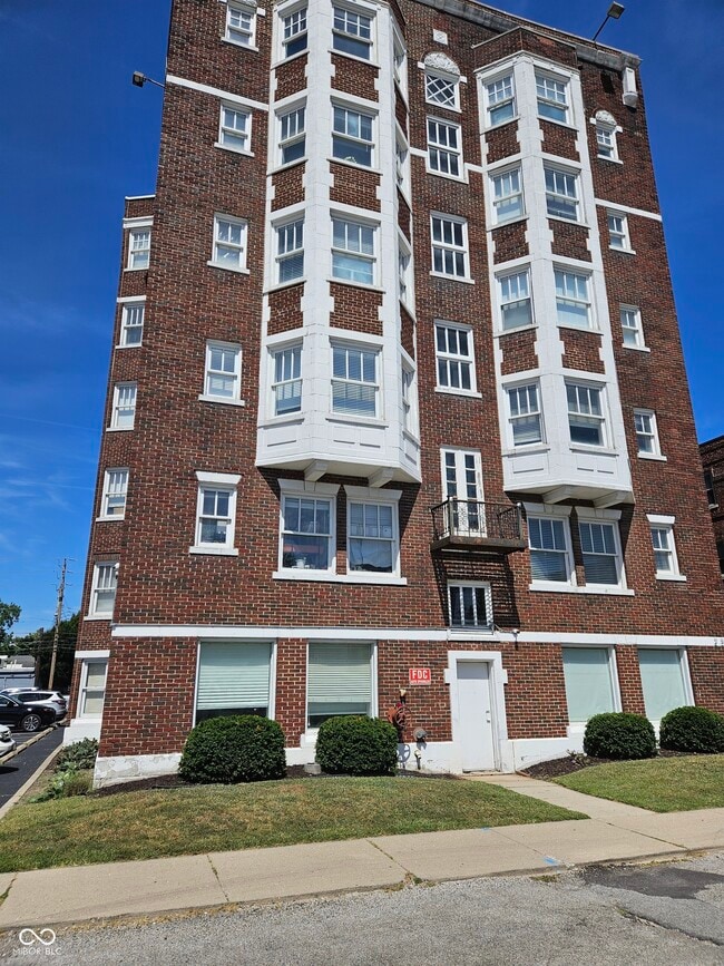 Building Photo - 230 E 9th St Unit 507 Rental