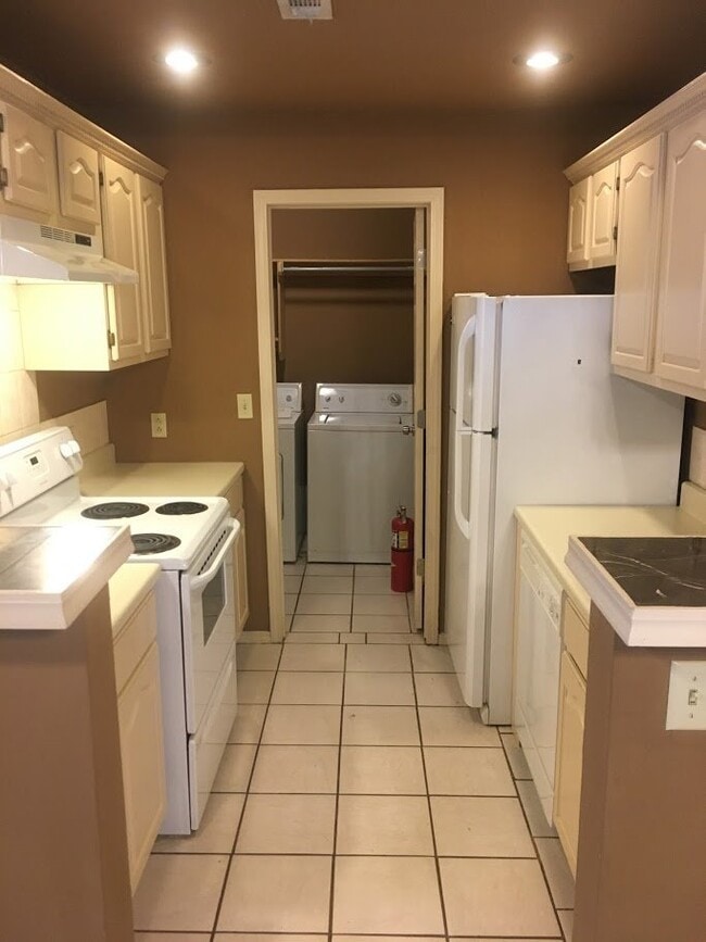 Photo - 719-721 N Storer Ave Unit 721 Storer Ave