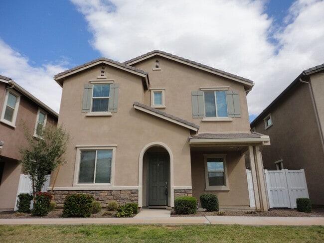 Photo - Great Rental Location