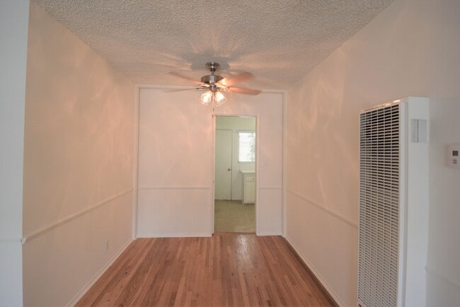 Photo - 11948 Magnolia Blvd Unidad 06