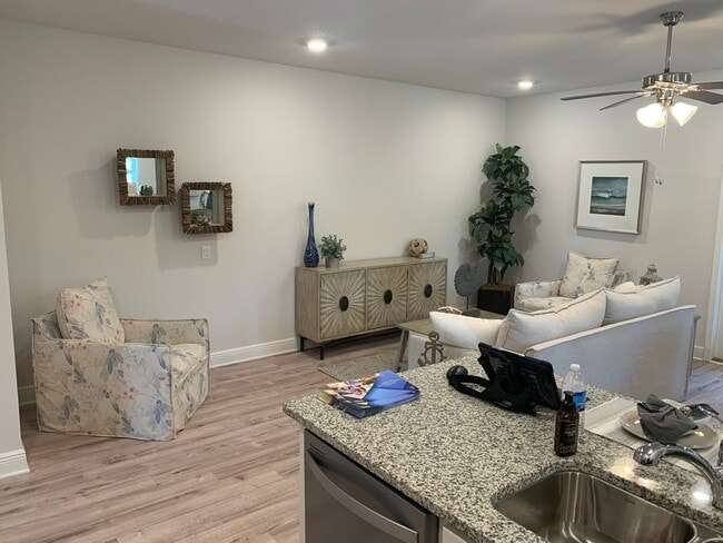 49 Sandy Cv Wy Unit 49 Sandy Cove Way