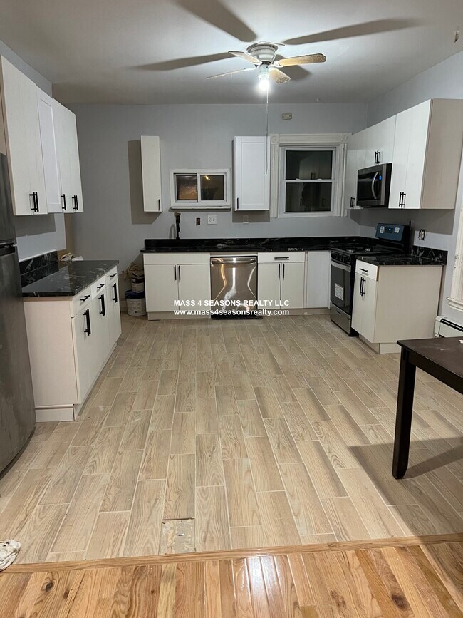 Photo - 1 Gannett St Unit 2