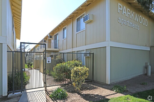 Parkwood Apartments
