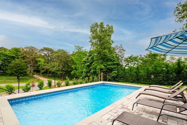 Photo - 15 S Beach Rd