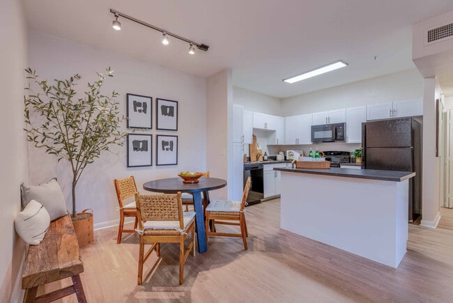 Photo - IMT Dayton Station