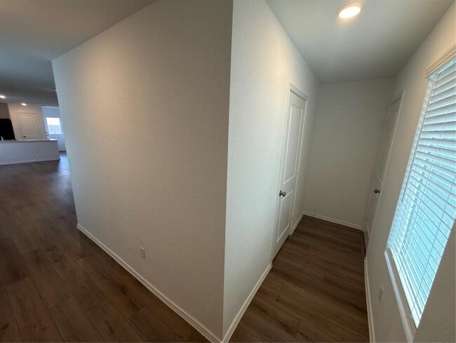 Photo - 296 Agate Clf Dr