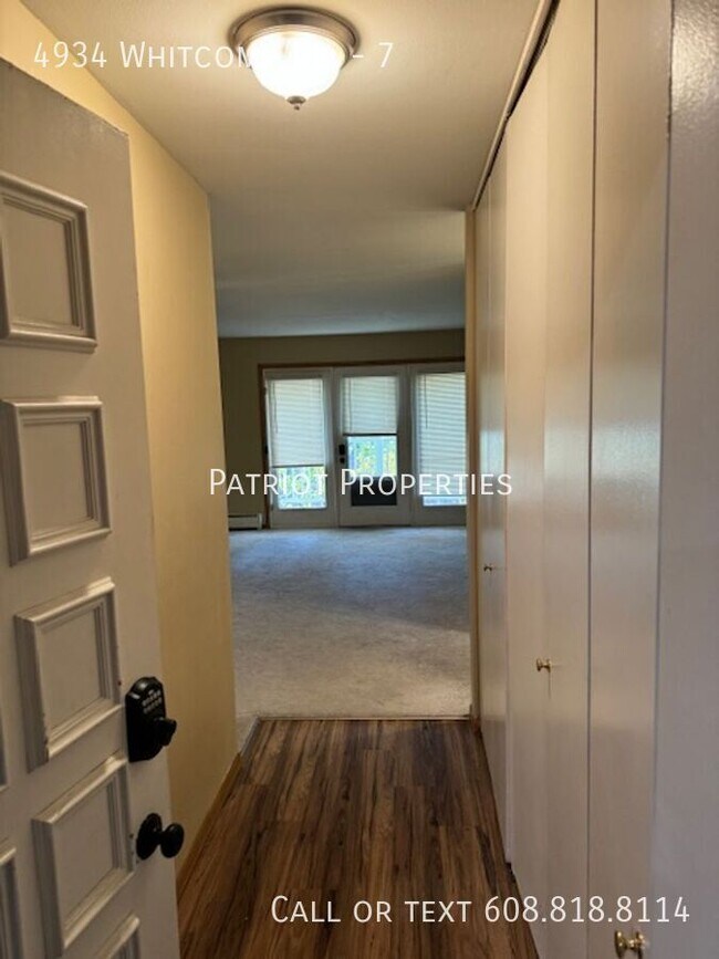 2 Bedroom 1 Bath in Madison, WI - 2 Bedroom 1 Bath in Madison, WI Apartment Unit 7